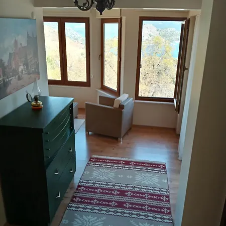 Villa Almond
