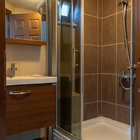 Villa Almond *